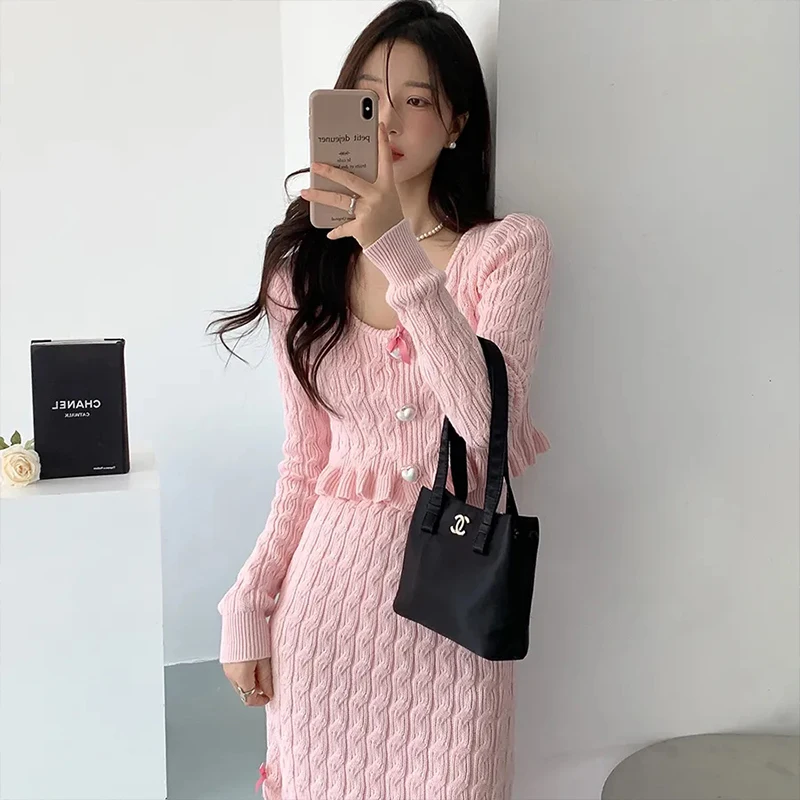 Two Piece Set For Women Winter Knitted Sweater Sets To Dress Korean Fashion Long Sleeved Crops Top Knit Skirt Sweet Women's Sets 
Two Piece Set For Women Winter Knitted Sweater Sets To Dress Korean Fashion Long Sleeved Crops Top Knit Skirt Sweet Women's Sets