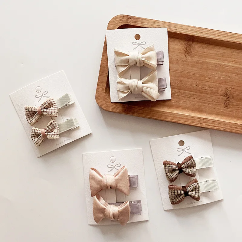 2Pcs/Lot Children Hair Clips Small Bow Hairclip Baby Barrettes BB Clip Little Girl Gift Korean Kid Hair Accessories Teen Hairpin
2Pcs/Lot Children Hair Clips Small Bow Hairclip Baby Barrettes BB Clip Little Girl Gift Korean Kid Hair Accessories Teen Hairpin