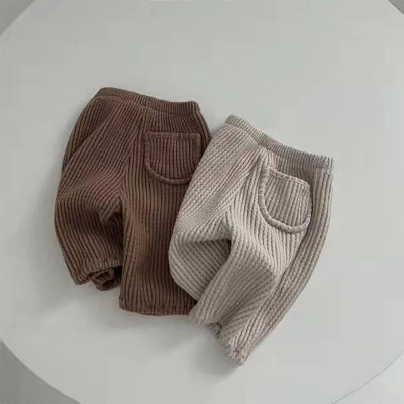 2022 Autumn Winter New Child Pit Striped Pocket Sprot Pants Girl Baby Solid Casual Pants Boy Kid Cotton Trousers Toddler Clothes
2022 Autumn Winter New Child Pit Striped Pocket Sprot Pants Girl Baby Solid Casual Pants Boy Kid Cotton Trousers Toddler Clothes