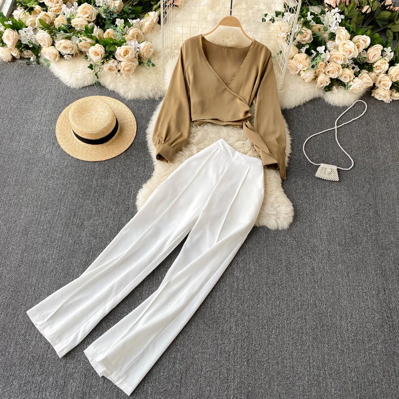 Women 2022 Summer Korean Fashion V neck Casual Long Sleeve Blouses+High Waist Long Pants Two Piece Set
Women 2022 Summer Korean Fashion V neck Casual Long Sleeve Blouses+High Waist Long Pants Two Piece Set