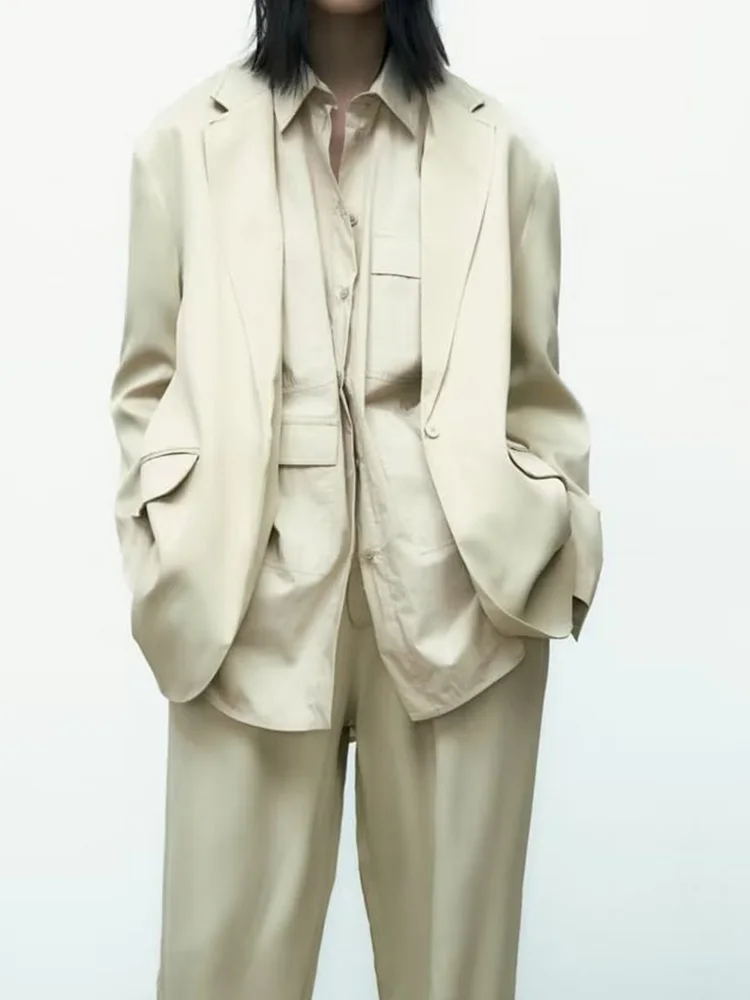 Kumsvag 2023 Women Spring Satin Blazers Suit Coats Casual Solid Loose Single Button Female Elegant Street Blazer Outerwear
Kumsvag 2023 Women Spring Satin Blazers Suit Coats Casual Solid Loose Single Button Female Elegant Street Blazer Outerwear