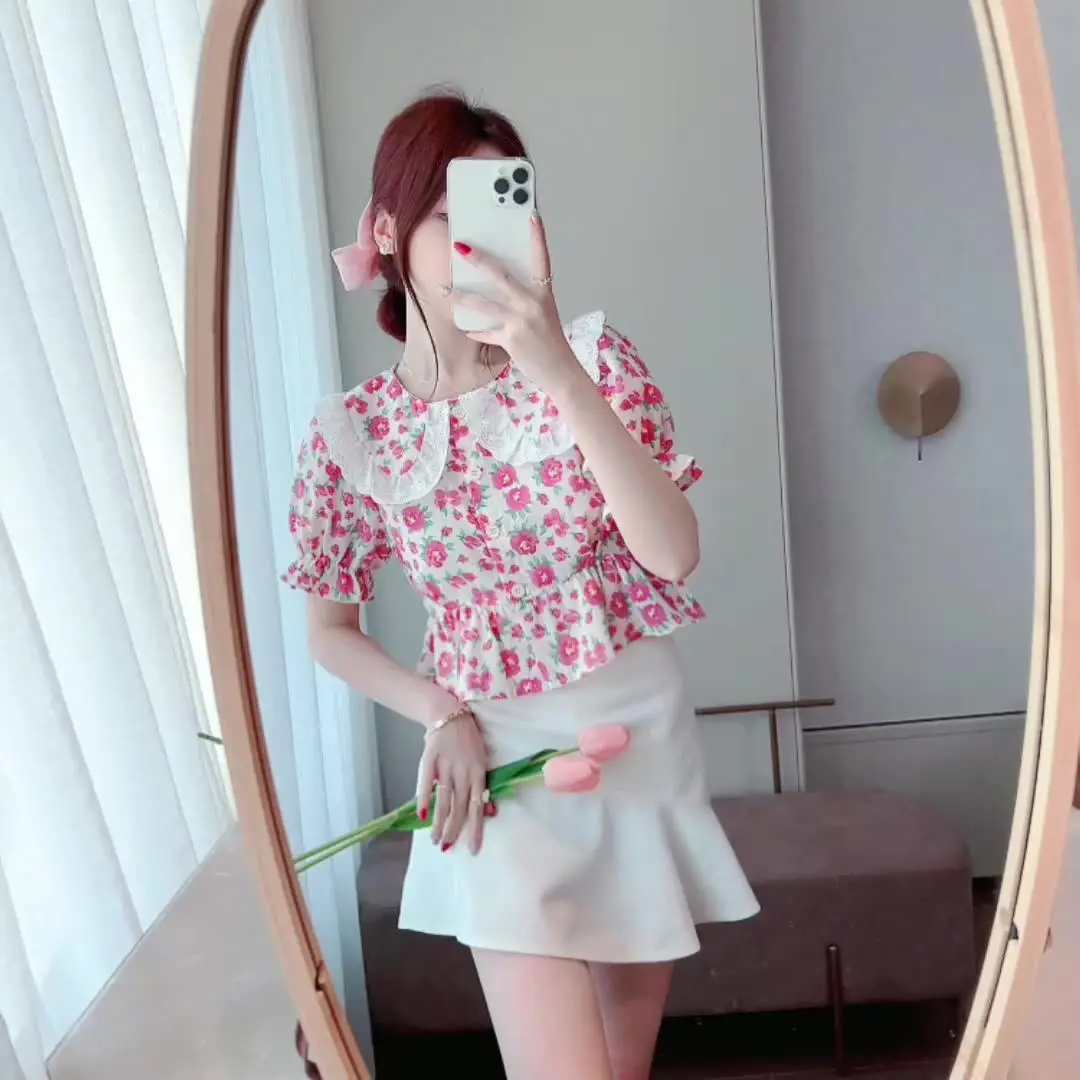 Summer Women Print Buttons Short Sleeve Peter Pan Collar Chiffon Clothing Shirts Tops Blouse Female 2023 Blouses Femme Q94
Summer Women Print Buttons Short Sleeve Peter Pan Collar Chiffon Clothing Shirts Tops Blouse Female 2023 Blouses Femme Q94