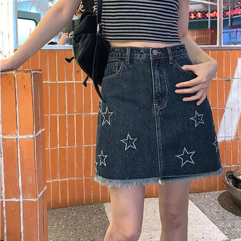 Женская ВИНТАЖНАЯ ДЖИНСОВАЯ мини-юбка трапециевидной формы со звездами и завышенной талией на молнии
Женская ВИНТАЖНАЯ ДЖИНСОВАЯ мини-юбка трапециевидной формы со звездами и завышенной талией на молнии