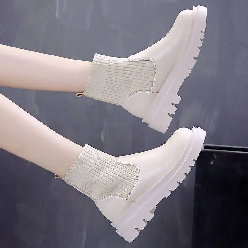 Net Red Women Socks Boots 2021 Autumn and Winter New Round Toe Thick Bottom Stretch British Style Youth Fashion All-match YX255
Net Red Women Socks Boots 2021 Autumn and Winter New Round Toe Thick Bottom Stretch British Style Youth Fashion All-match YX255