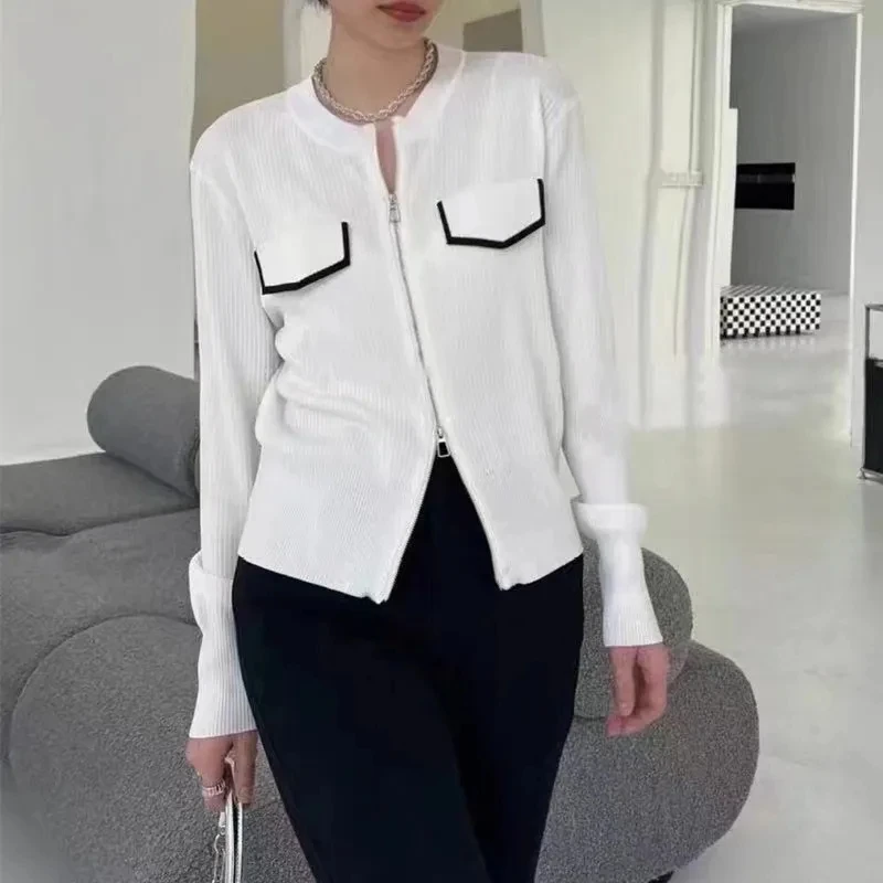 Knitted Cardigan Sweater Women's Coat 2022 New Spring Autumn Sweet Chic Short Jacket Top Zipper Solid Women Sweater Top
Knitted Cardigan Sweater Women's Coat 2022 New Spring Autumn Sweet Chic Short Jacket Top Zipper Solid Women Sweater Top