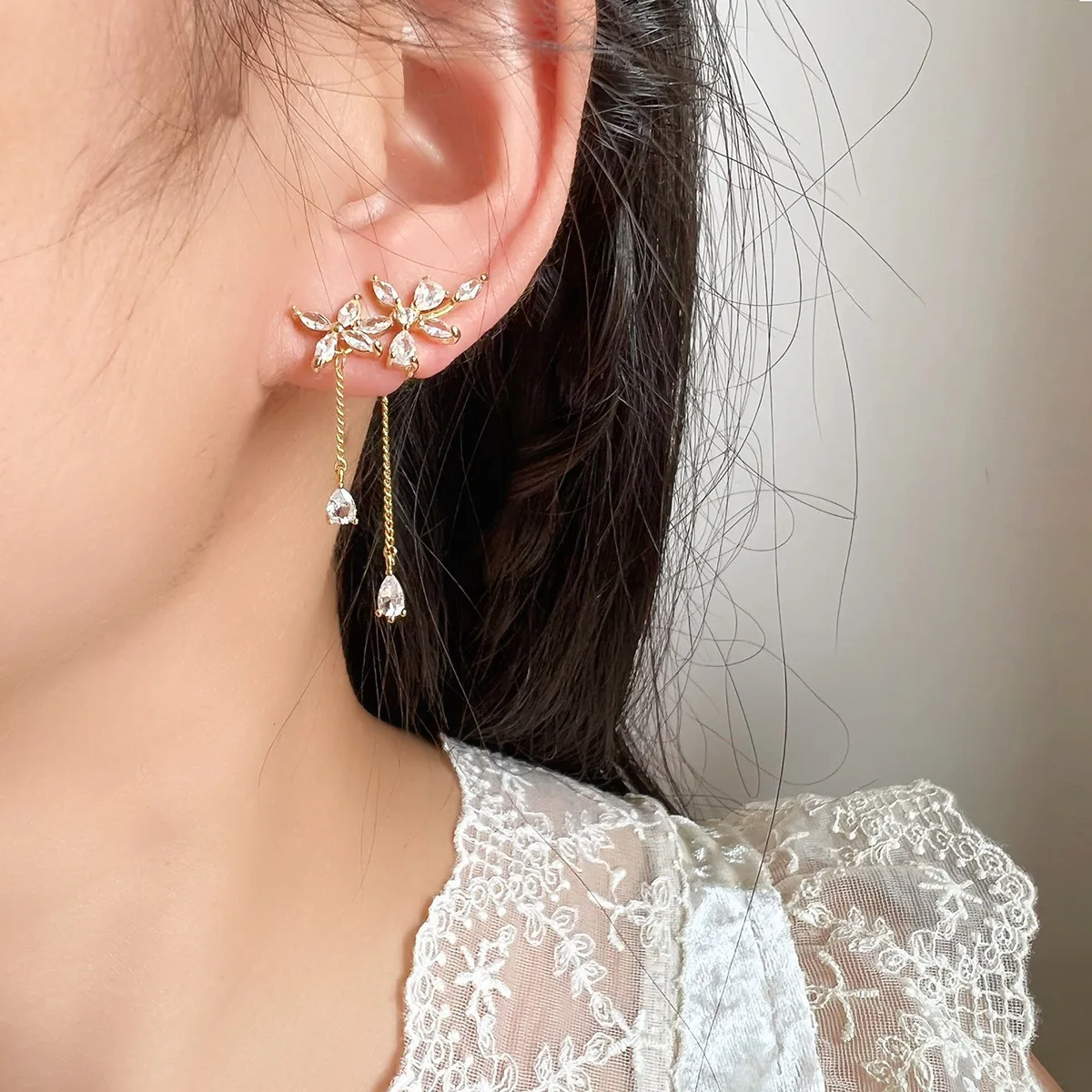 Классический Mori fairy spirit без ушных отверстий Москитная спираль клипса для ушей женские милые серьги с кисточками банкетные модные ювелирные ...
Классический Mori fairy spirit без ушных отверстий Москитная спираль клипса для ушей женские милые серьги с кисточками банкетные модные ювелирные ...