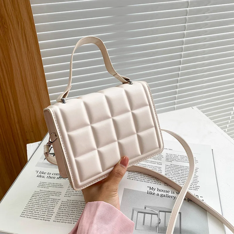 Women Small Bag New Fashion Shoulder Messenger Bag Portable Square Crossbody Bag Designer Handbags Purse Side Bag for Ladies
Women Small Bag New Fashion Shoulder Messenger Bag Portable Square Crossbody Bag Designer Handbags Purse Side Bag for Ladies