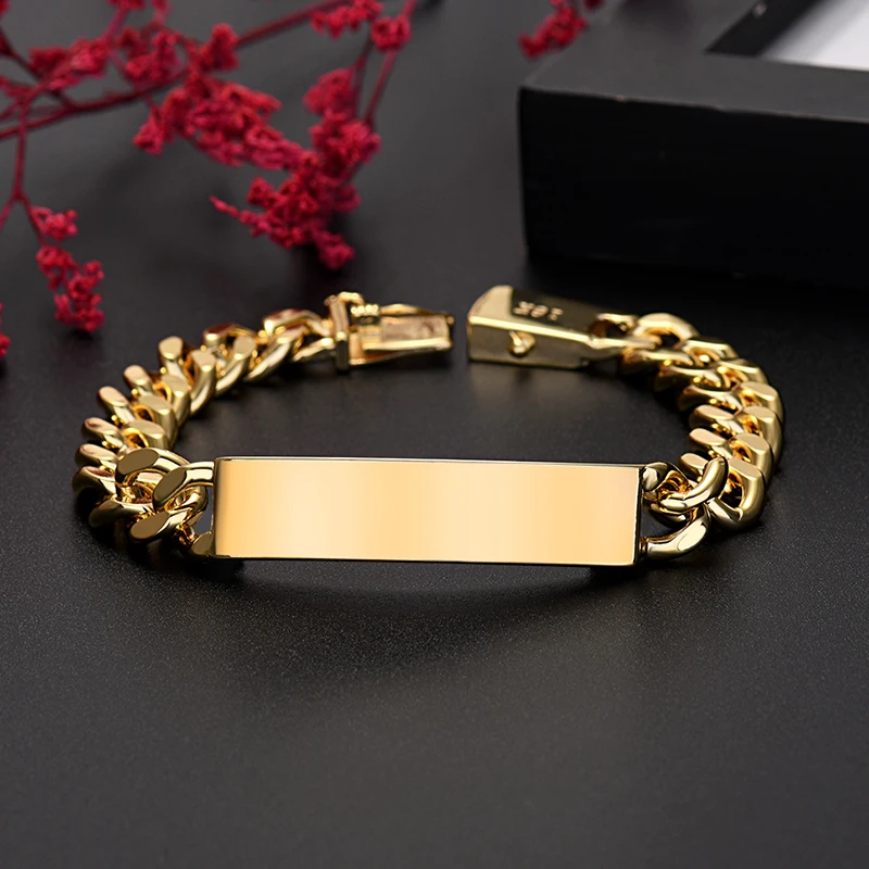 New original designer 18K Gold bracelets for man women Luxury fashion jewelry wedding Accessories party holiday gifts 
New original designer 18K Gold bracelets for man women Luxury fashion jewelry wedding Accessories party holiday gifts