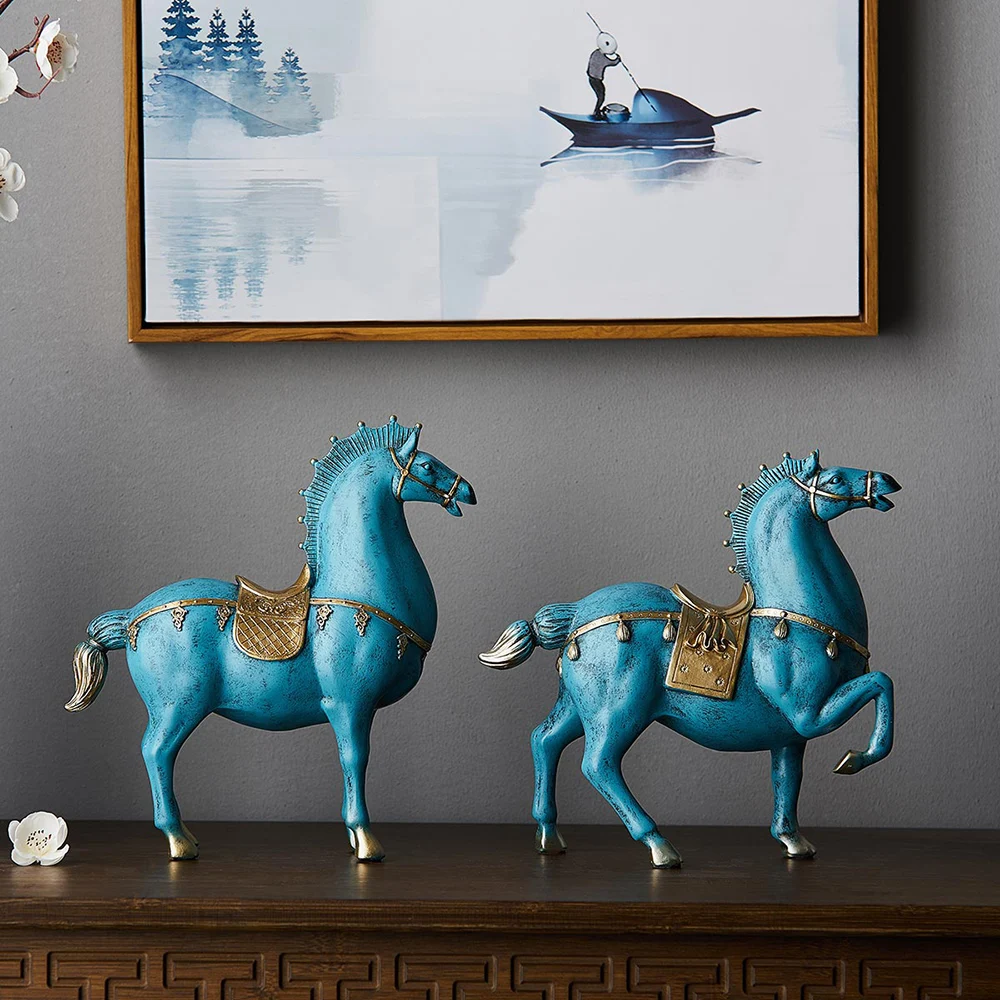 Horse Model Resin Embellishments Home Decoration Accessories Nordic Desk Bedroom Statues Sculptures Decoração Escritório Gift
Horse Model Resin Embellishments Home Decoration Accessories Nordic Desk Bedroom Statues Sculptures Decoração Escritório Gift