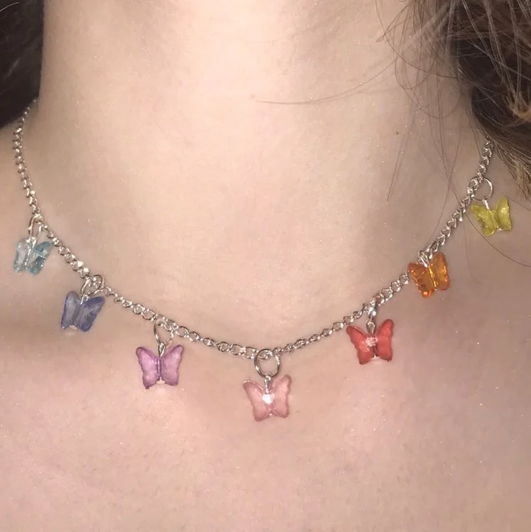 Personalized colorful butterfly bead chain necklace men's and women's fashion hip hop couple Pendant Silver Jewelry neck chain
Personalized colorful butterfly bead chain necklace men's and women's fashion hip hop couple Pendant Silver Jewelry neck chain