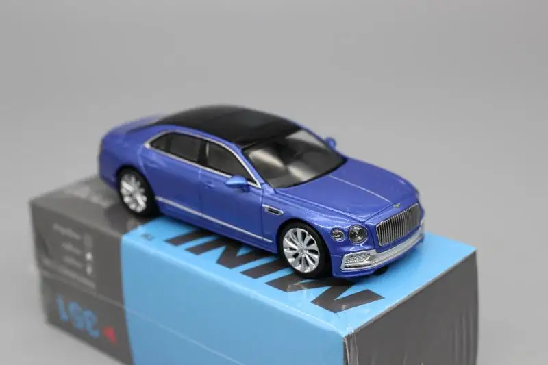 Мини GT 1:64 Летающая пряжа 3th Mk3 2019-2021 Коллекционная модель автомобиля из сплава, сувенирная демонстрационная модель, игрушка в подарок
Мини GT 1:64 Летающая пряжа 3th Mk3 2019-2021 Коллекционная модель автомобиля из сплава, сувенирная демонстрационная модель, игрушка в подарок