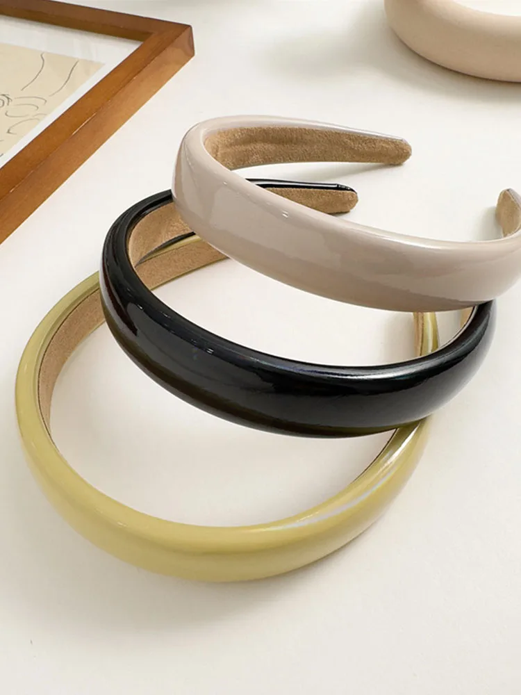 New Women Fashion Solid Color PU Leather Sponge Headband Hairbands Hair Hoop Girls Simple Hair Bands headdress Hair Accessories
New Women Fashion Solid Color PU Leather Sponge Headband Hairbands Hair Hoop Girls Simple Hair Bands headdress Hair Accessories