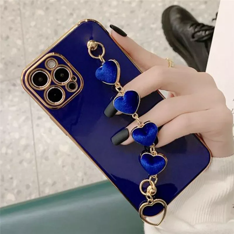 Love Heart Fabric Bracelet Hand Holder Cover for iPhone 12 11 Pro Max Luxury Plated Gold Electroplated Cases 8 Plus 7 XR XS X 
Love Heart Fabric Bracelet Hand Holder Cover for iPhone 12 11 Pro Max Luxury Plated Gold Electroplated Cases 8 Plus 7 XR XS X