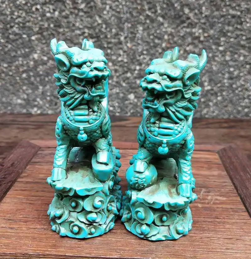 

A Pair of Hand Carved Chinese Natural Turquoise Statues Lion Delicate Green