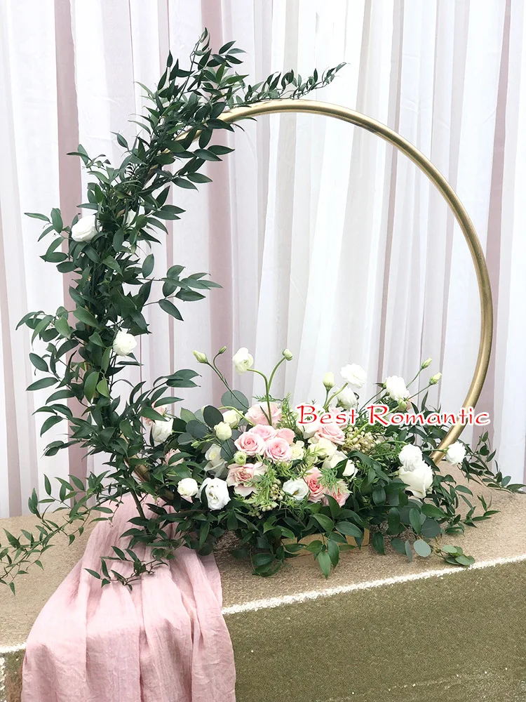 10pcs Discount Wedding table centerpiece golden metal arch circle ring wedding party decoration
10pcs Discount Wedding table centerpiece golden metal arch circle ring wedding party decoration