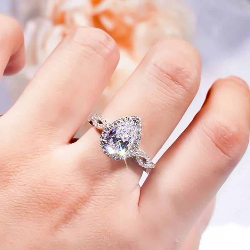 Shiny Women's Water Drop Zircon Ring 925 Sterling Silver 18k plated Trendy Temperament Wedding Engagement Ring Fine Jewelry
Shiny Women's Water Drop Zircon Ring 925 Sterling Silver 18k plated Trendy Temperament Wedding Engagement Ring Fine Jewelry
