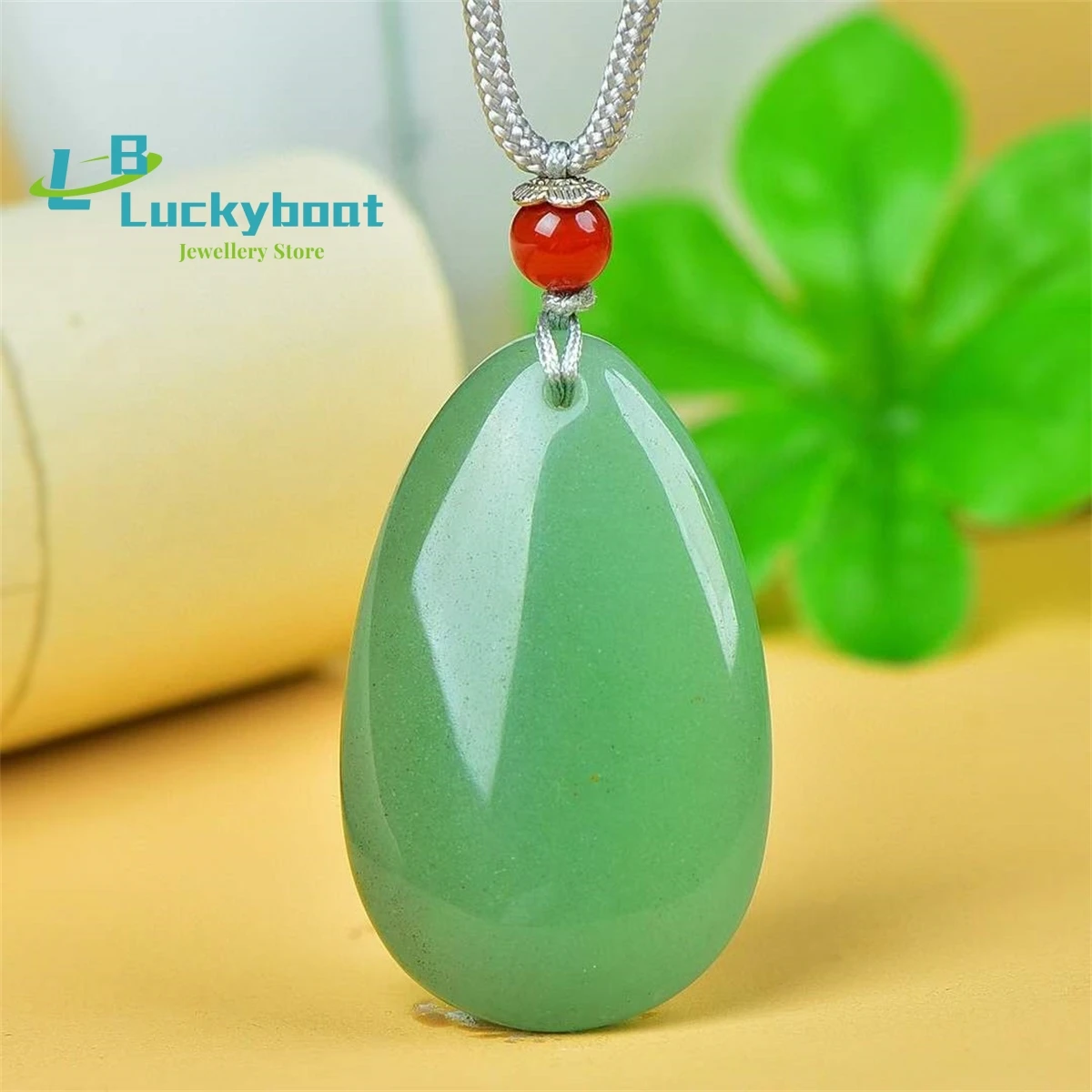 Natural Clear Water Color Dongling Jade Droplet Pendant Simple and Generous Personalized Fashion Versatile for Men and Women
Natural Clear Water Color Dongling Jade Droplet Pendant Simple and Generous Personalized Fashion Versatile for Men and Women