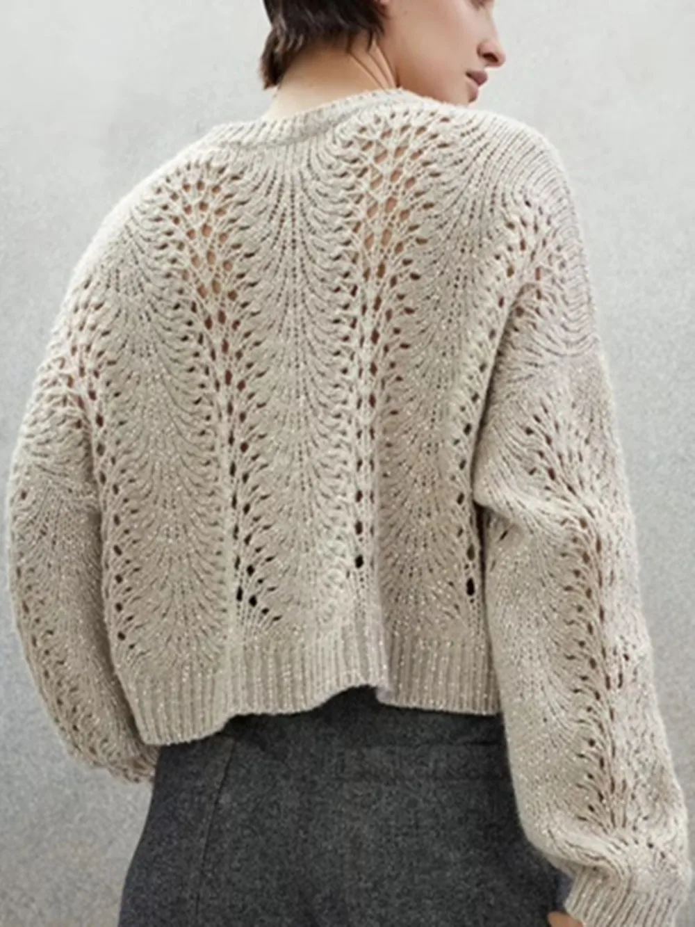 Sequins Hollow Women's Round Neck Pullover Sweater 2023 Early Fall New Loose Long-Sleeved Ladies Solid Color Knit Jumpers Tops
Sequins Hollow Women's Round Neck Pullover Sweater 2023 Early Fall New Loose Long-Sleeved Ladies Solid Color Knit Jumpers Tops