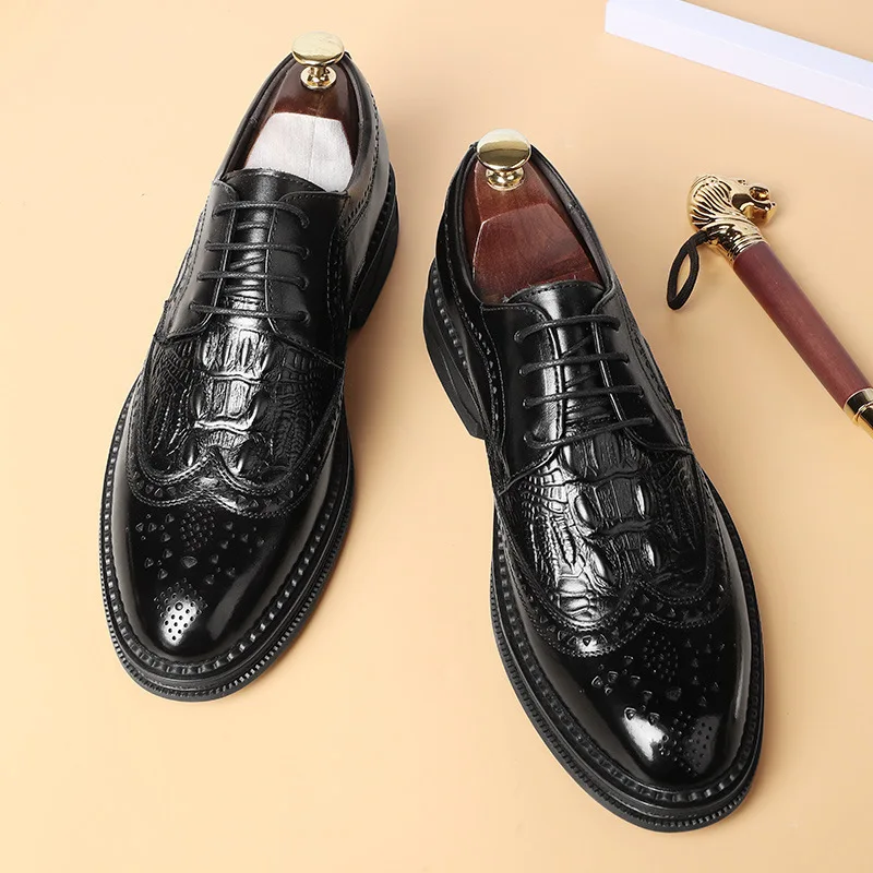 Fashion Man Derby Shoes Full Brogue Crocodile Pattern Leather Dress Business Men's Casual Comfortable Wedding Suits Shoe
Fashion Man Derby Shoes Full Brogue Crocodile Pattern Leather Dress Business Men's Casual Comfortable Wedding Suits Shoe