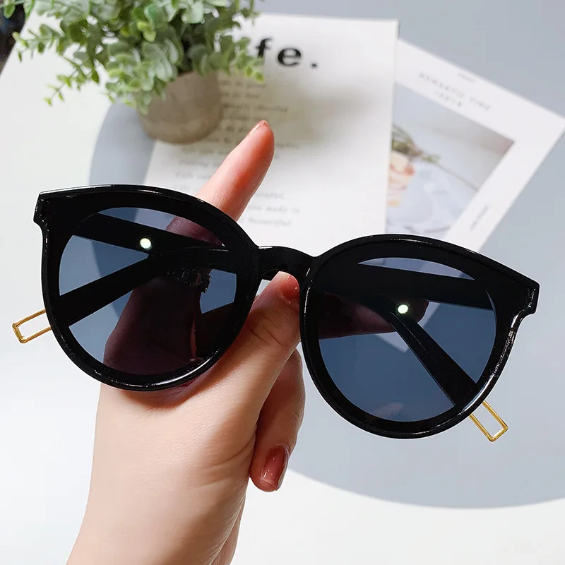 

Retro Women's Sunglasses Fashion Big Round Sun Glasses for Female Oversized Shades Vintage Jelly Color Green Sunglass UV400