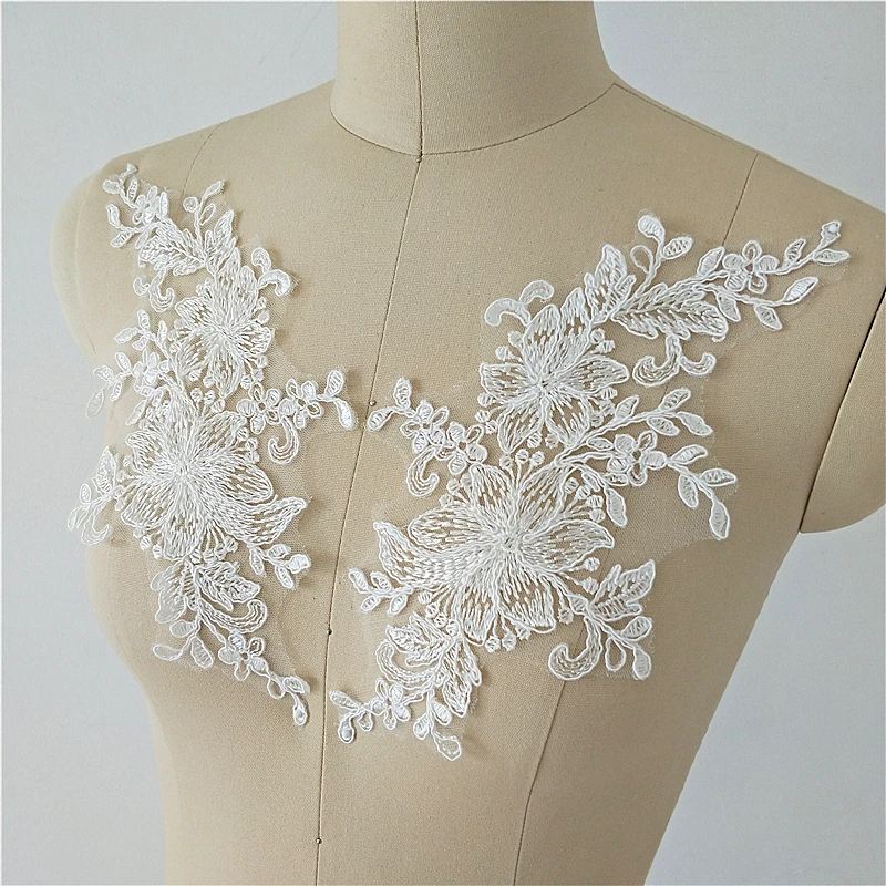 High Grade Embroidery Lace Applique Medallions Piece Mirror lace For Wedding Dress Accessories
High Grade Embroidery Lace Applique Medallions Piece Mirror lace For Wedding Dress Accessories