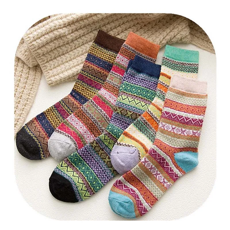 5 Pairs Winter Women Warm Wool Socks Thick Cotton Socks Harajuku Retro Colorful Snow Socks
5 Pairs Winter Women Warm Wool Socks Thick Cotton Socks Harajuku Retro Colorful Snow Socks