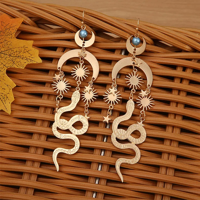 Gothic Vintage Star Moon Snake Dangle Earrings for Women Gold Color Handmade Jewelry Personality Tassel Earrings Accessories
Gothic Vintage Star Moon Snake Dangle Earrings for Women Gold Color Handmade Jewelry Personality Tassel Earrings Accessories