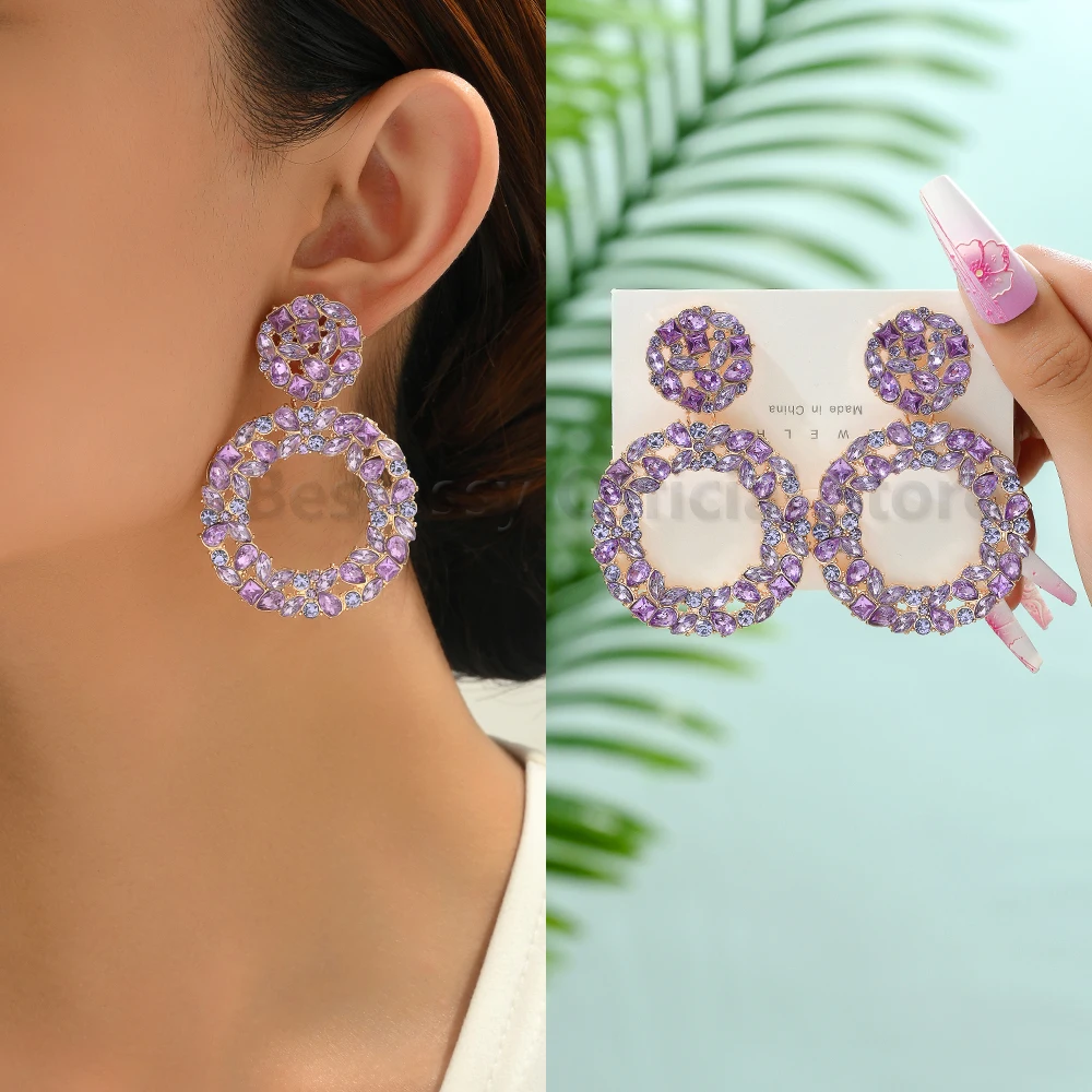 Shiny Rhinestone Decor Round Drop Earrings For Women Party Wedding Luxury Trend Vintage Exaggerated Pendants Elegant Accessories 
Shiny Rhinestone Decor Round Drop Earrings For Women Party Wedding Luxury Trend Vintage Exaggerated Pendants Elegant Accessories