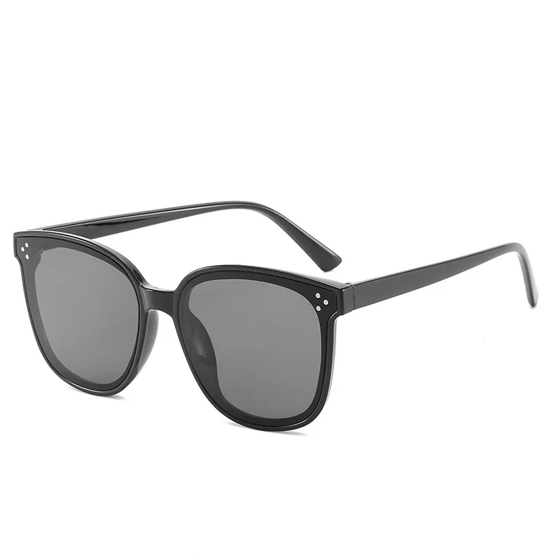 New Trend Sunglasses Men and Women Polarized Sunglasses Large Frame Sunglasses Polarized Glasses
New Trend Sunglasses Men and Women Polarized Sunglasses Large Frame Sunglasses Polarized Glasses