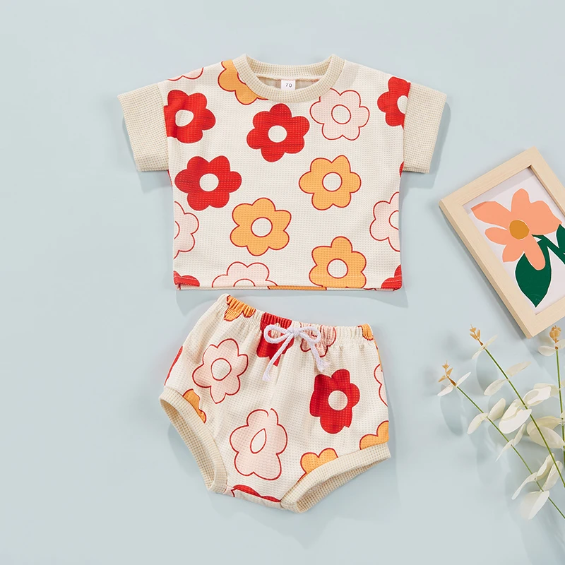 Newborn Baby Girls Clothes Infant Summer Set Cotton Floral Print Short Sleeve T-shirt Short Pants Summer Outfits Suit
Newborn Baby Girls Clothes Infant Summer Set Cotton Floral Print Short Sleeve T-shirt Short Pants Summer Outfits Suit