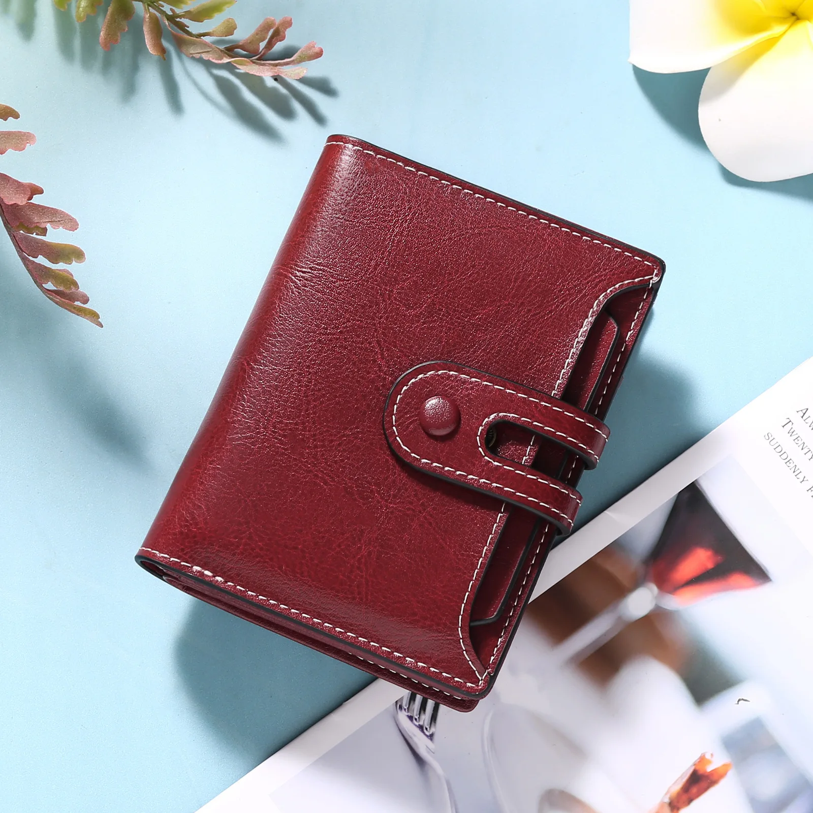 Brand Women Wallet 2022 New Trend Genuine Leather Female Coin Purse Mini Hasp Card Holder Short Wallets Slim Small Purse Fashion
Brand Women Wallet 2022 New Trend Genuine Leather Female Coin Purse Mini Hasp Card Holder Short Wallets Slim Small Purse Fashion