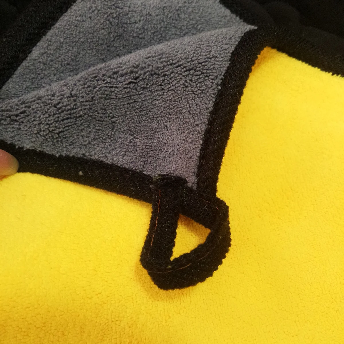 Thicken Car Towel Drying Cleaning Wash Cloth Auto Window Cleaning Cloth Washing Fabric 40x40cm
Thicken Car Towel Drying Cleaning Wash Cloth Auto Window Cleaning Cloth Washing Fabric 40x40cm