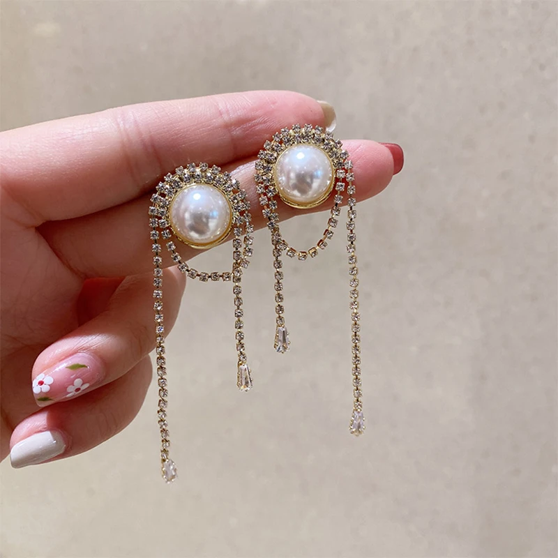 New Exaggerated Flash Diamond Pearl Advanced Tassel Earrings For Women Korean Fashion Earring Daily Birthday Party Jewelry Gifts
New Exaggerated Flash Diamond Pearl Advanced Tassel Earrings For Women Korean Fashion Earring Daily Birthday Party Jewelry Gifts