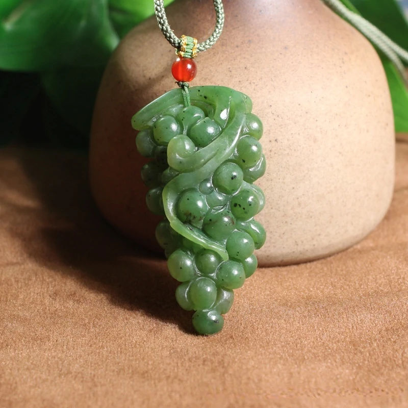 Hot Selling Natural Hetian Jade Grape Pendant Necklace Exquisite Jewelry Pendant for Fashion Women Men Accessories Gift
Hot Selling Natural Hetian Jade Grape Pendant Necklace Exquisite Jewelry Pendant for Fashion Women Men Accessories Gift