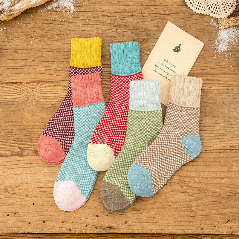 

5pairs/Women's Mid-Calf High Ribbed Cuff Polka Dot Ethnic Style Thick Warm Wool Socks women's Socks