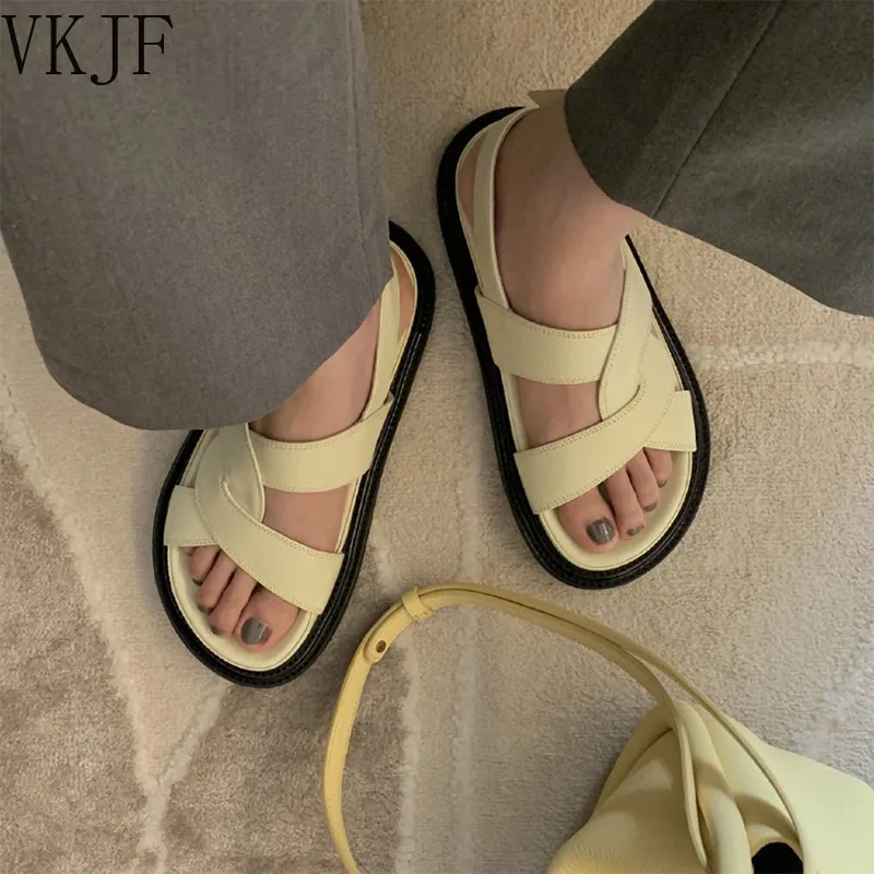 Platform Sandals Women Flats Sport Shoes 2022 Summer New Designer Brand Dress Slippers Casual Slides Flip-flops Women Sandals 
Platform Sandals Women Flats Sport Shoes 2022 Summer New Designer Brand Dress Slippers Casual Slides Flip-flops Women Sandals