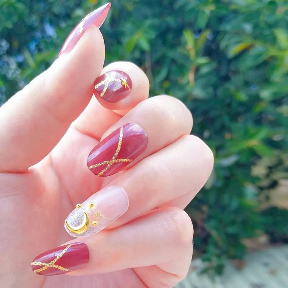 Fairy Gold Star Moon Patches False Nails Sparkling Rhinestone Design Press On Nails Aesthetic Graceful Women Nail Decorations
Fairy Gold Star Moon Patches False Nails Sparkling Rhinestone Design Press On Nails Aesthetic Graceful Women Nail Decorations
