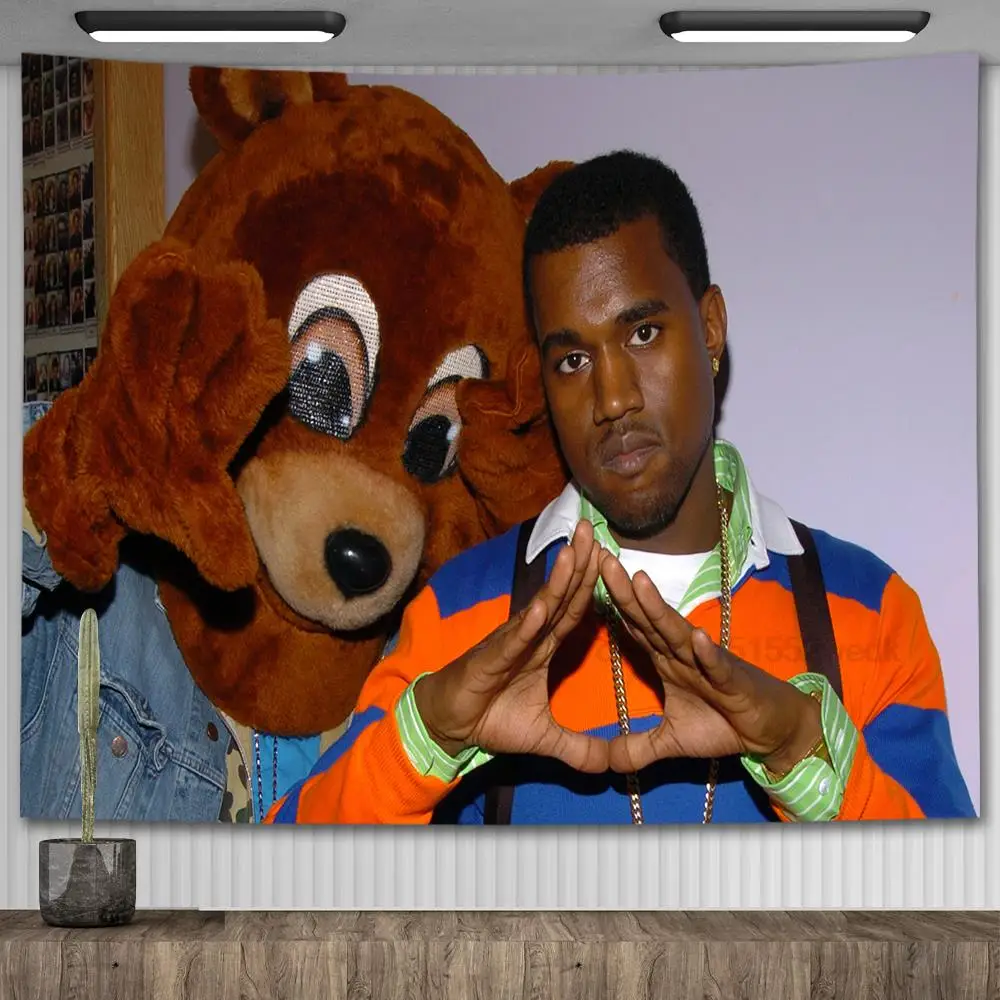 Настенная подвеска Kanye West гобелен с медведем, Забавный кавайный мем, гобелены, эстетический декор комнаты, гобелены, наружное украшение, фла...
Настенная подвеска Kanye West гобелен с медведем, Забавный кавайный мем, гобелены, эстетический декор комнаты, гобелены, наружное украшение, фла...