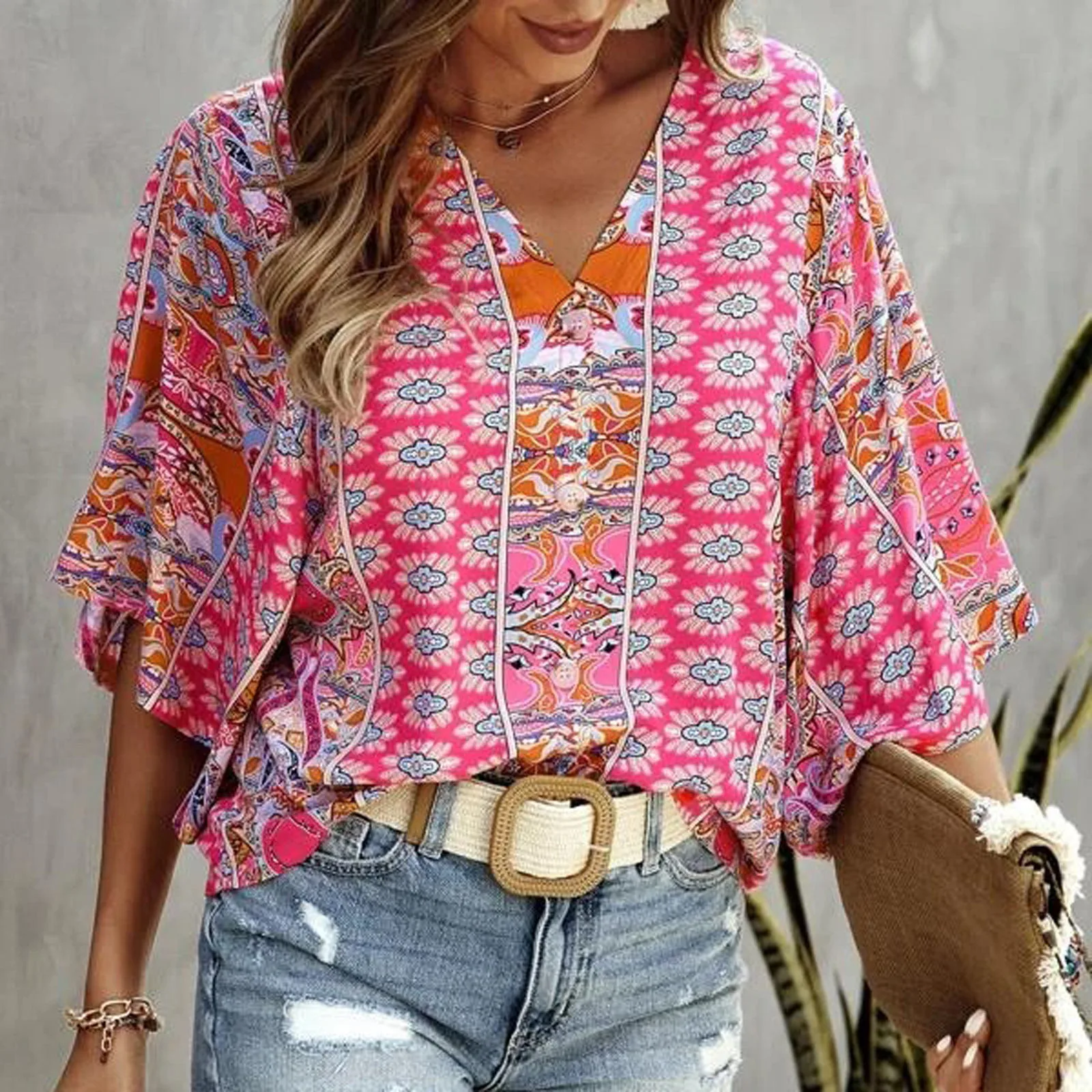 2022 Summer Women's Clothing V-neck Short Sleeve Tops Printed Button Tees Casual Loose T-shirt Ladies Zipper Tee S - Xxl
2022 Summer Women's Clothing V-neck Short Sleeve Tops Printed Button Tees Casual Loose T-shirt Ladies Zipper Tee S - Xxl