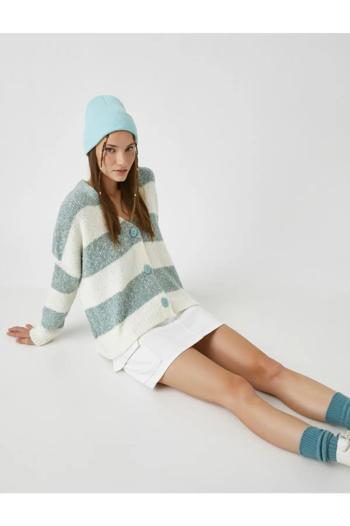 Women's Cardigan Striped sportswear V-Neck Casual Knitted Quality Fashion Cardigan Sweaters Loose Sweater Sweater Jumper
Women's Cardigan Striped sportswear V-Neck Casual Knitted Quality Fashion Cardigan Sweaters Loose Sweater Sweater Jumper