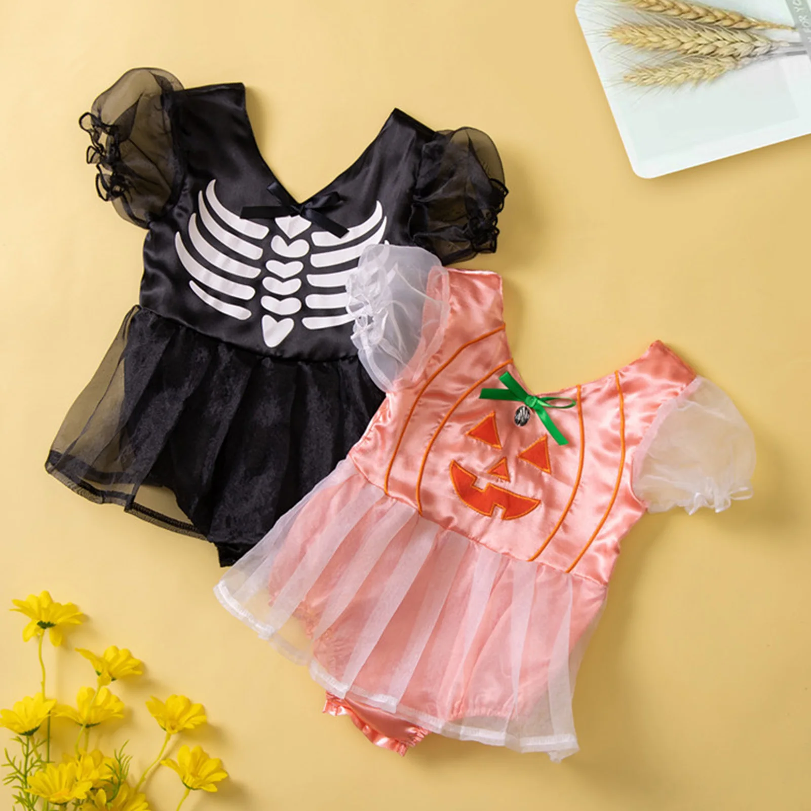 Baby Girls Princess Dress Bodysuits Cartoon Puff Sleeves Bodysuits Cute Soft Comfy for Girls Ages 0-24 Months Halloween Outfits 
Baby Girls Princess Dress Bodysuits Cartoon Puff Sleeves Bodysuits Cute Soft Comfy for Girls Ages 0-24 Months Halloween Outfits