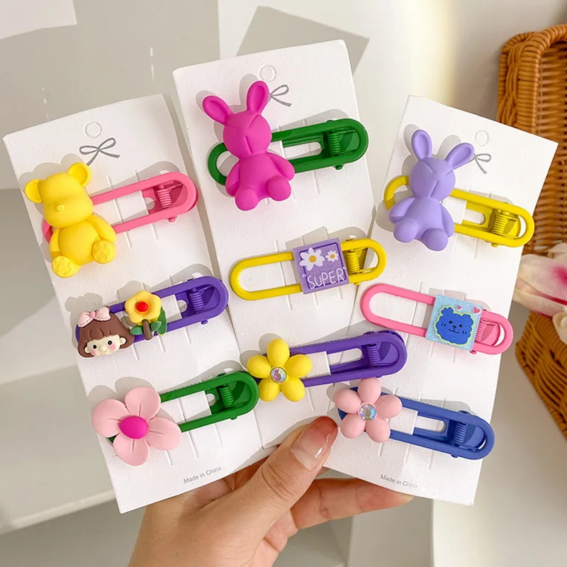 2pcs Girls Cute Cartoon Bear Rabbit Bow Star Ornament Hair Clips Children Colorful Flower Hairpins Kid Hair Accessories
2pcs Girls Cute Cartoon Bear Rabbit Bow Star Ornament Hair Clips Children Colorful Flower Hairpins Kid Hair Accessories