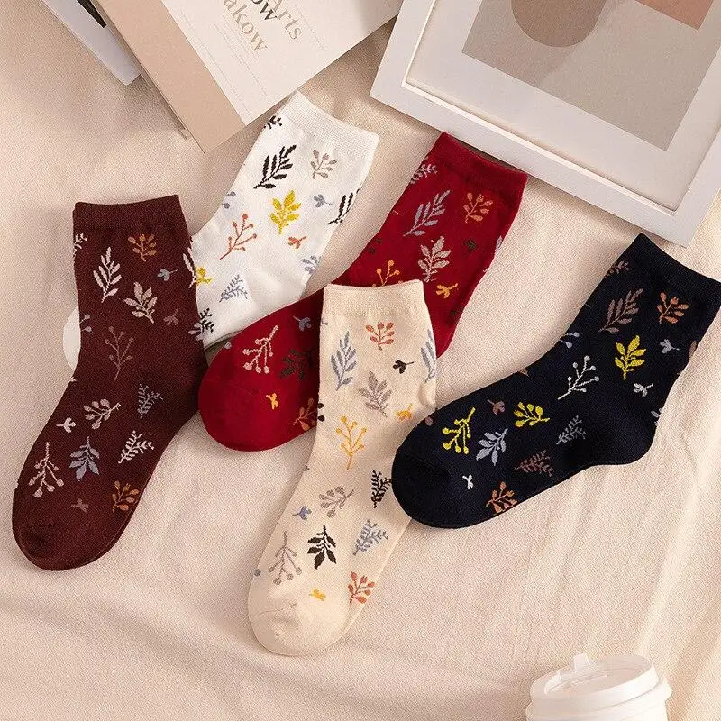 Japan Style Vintage Women's Socks Korean Fashion Floral Print Long Socks Cotton Soft Cute Girls Sock
Japan Style Vintage Women's Socks Korean Fashion Floral Print Long Socks Cotton Soft Cute Girls Sock