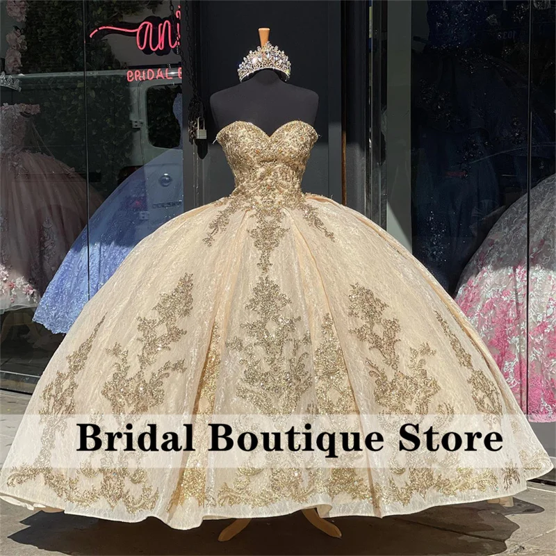 Gold Luxury Ball Gown Quinceanera Dresses Sweetheart Beads Crystal Glitter Applique Vestidos De 15 Años Birthday Lace-Up
Gold Luxury Ball Gown Quinceanera Dresses Sweetheart Beads Crystal Glitter Applique Vestidos De 15 Años Birthday Lace-Up