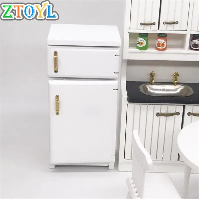 1 шт. 1:12 мебель для кукольного домика холодильник мини гостиная игрушка для ролевых игр
1 шт. 1:12 мебель для кукольного домика холодильник мини гостиная игрушка для ролевых игр