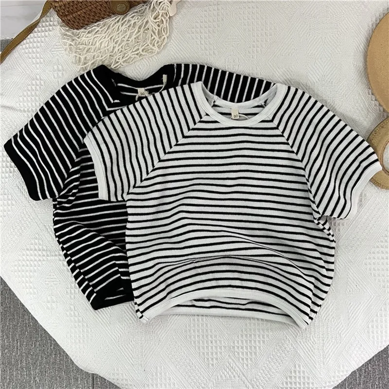 2023 Summer New Ins Boy Girl Baby Striped Short Sleeves Tshirt Children Waffle Loose Casual Tops Kid Cotton Simple Fashion Tees
2023 Summer New Ins Boy Girl Baby Striped Short Sleeves Tshirt Children Waffle Loose Casual Tops Kid Cotton Simple Fashion Tees
