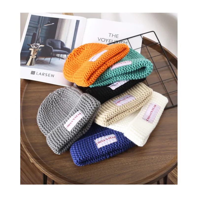 Men Women Winter Hip-hop Couple Hats Thick Thread Wool Patches Knitted Hats Balaclava Cold Protection Warm Women Beanie Hats 
Men Women Winter Hip-hop Couple Hats Thick Thread Wool Patches Knitted Hats Balaclava Cold Protection Warm Women Beanie Hats