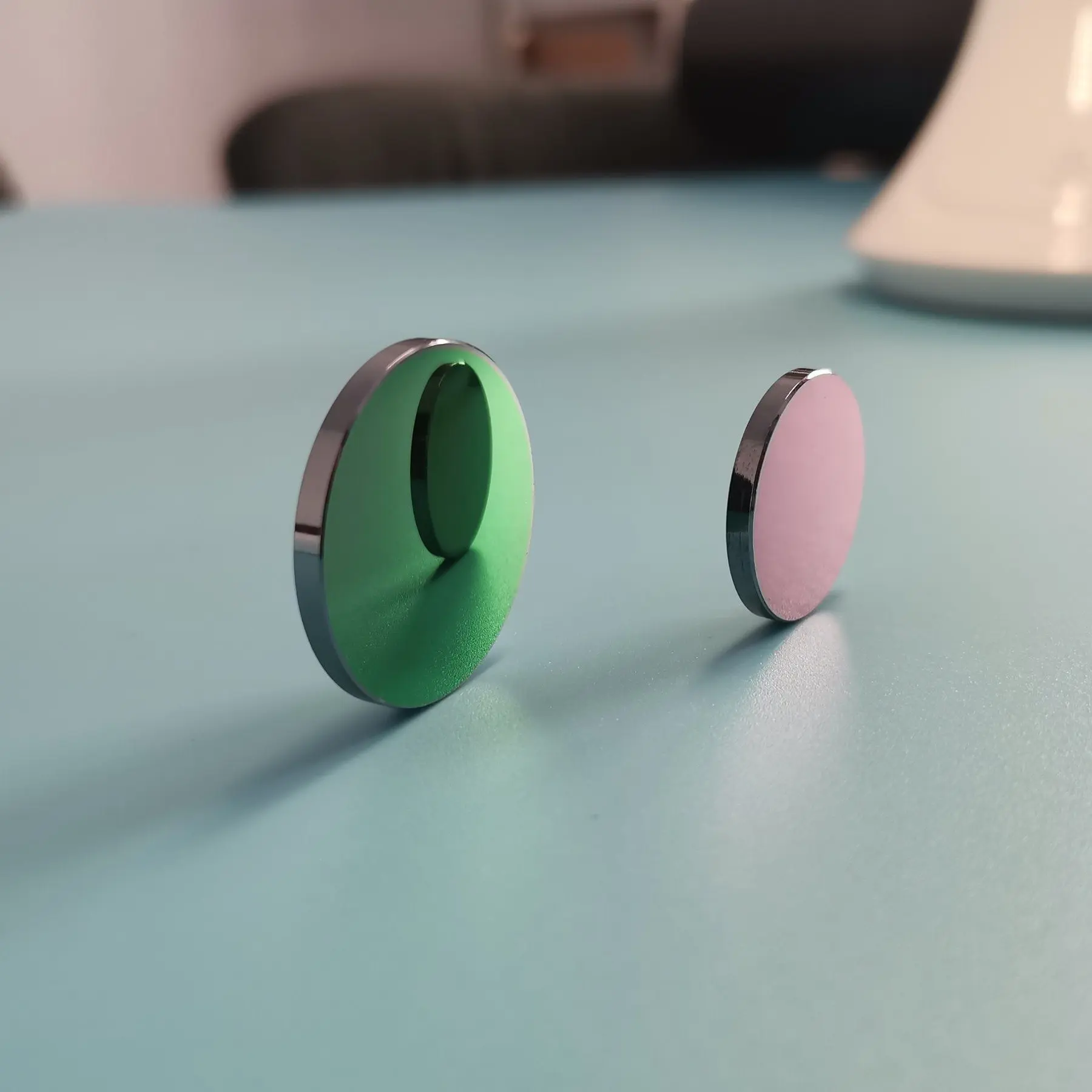 D7 * 0,5 мм германиевое окно AR + DLC @ 8-14 
D7 * 0,5 мм германиевое окно AR + DLC @ 8-14