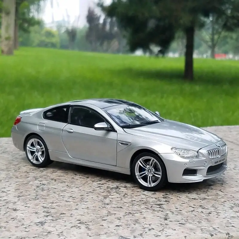Модель автомобиля 1:24 BMW M6 Coupe из сплава, литая игрушка, металлическая модель автомобиля, коллекционная имитация автомобиля, детская игрушка, ...
Модель автомобиля 1:24 BMW M6 Coupe из сплава, литая игрушка, металлическая модель автомобиля, коллекционная имитация автомобиля, детская игрушка, ...