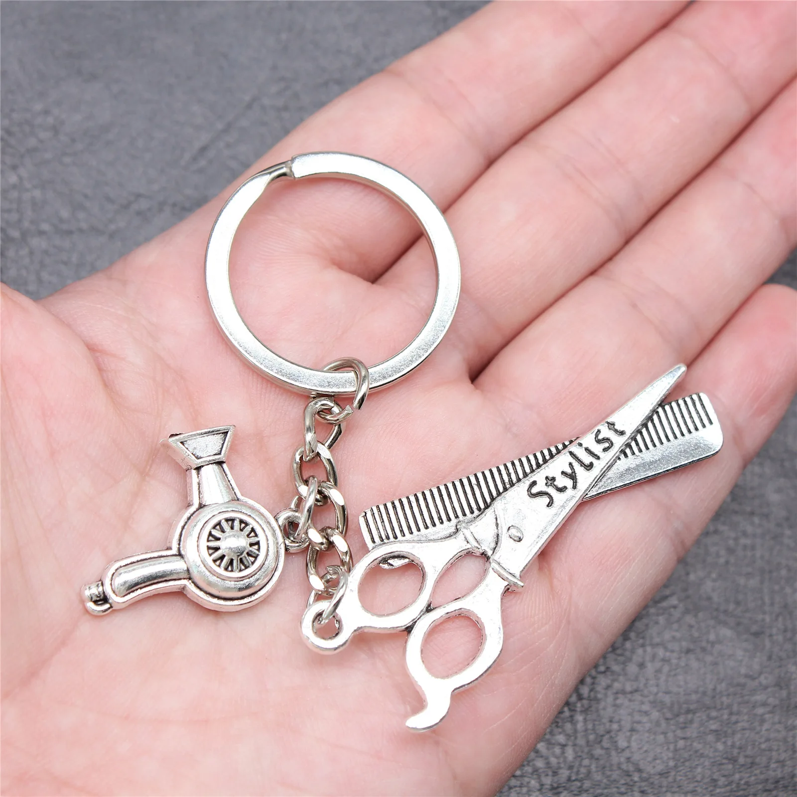 Barber Hair Dryer Scissors Stainless Steel Keyring Key Chain Charms Women Jewelry Accessories Pendant Gifts Fashion
Barber Hair Dryer Scissors Stainless Steel Keyring Key Chain Charms Women Jewelry Accessories Pendant Gifts Fashion